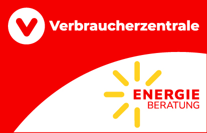 Das Bild zeigt das Logo der Verbraucherzentrale in Rot mit einem weißen Häkchen und den gelben Schriftzug "Energieberatung" mit einem stilisierten Sonnensymbol.